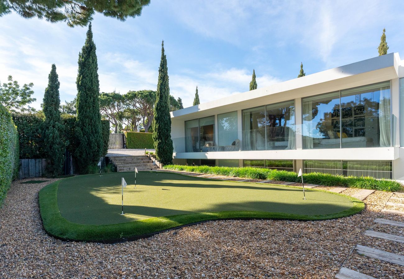 Villa in Almancil - The Lakeside Manor