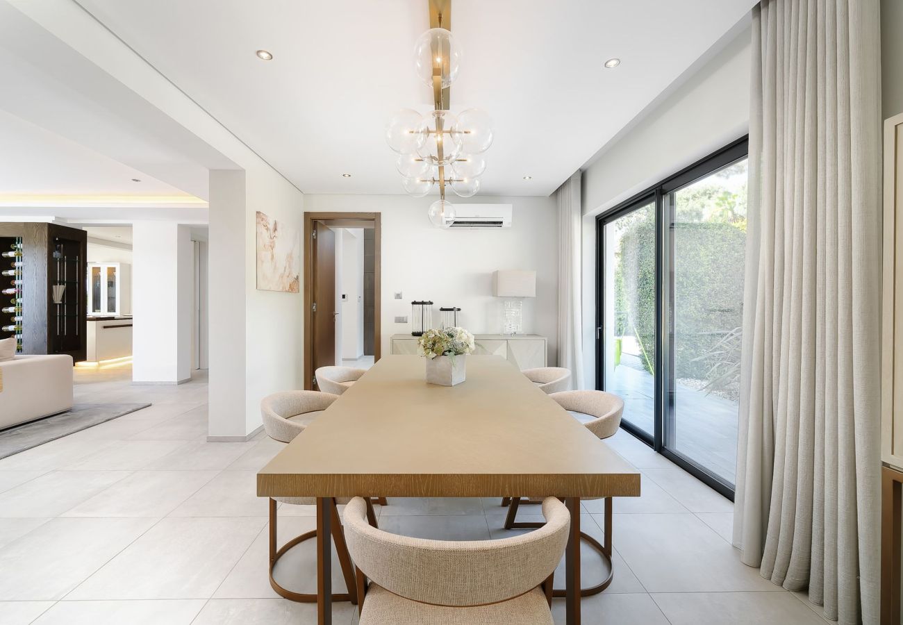 Villa in Quinta do Lago - Lago Poolside Manor
