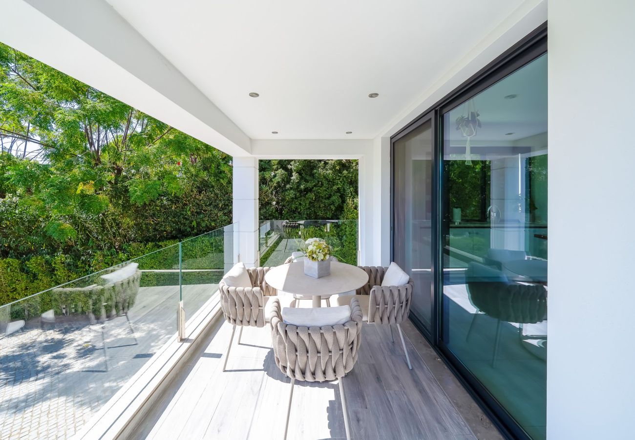 Villa in Quinta do Lago - Lago Poolside Manor
