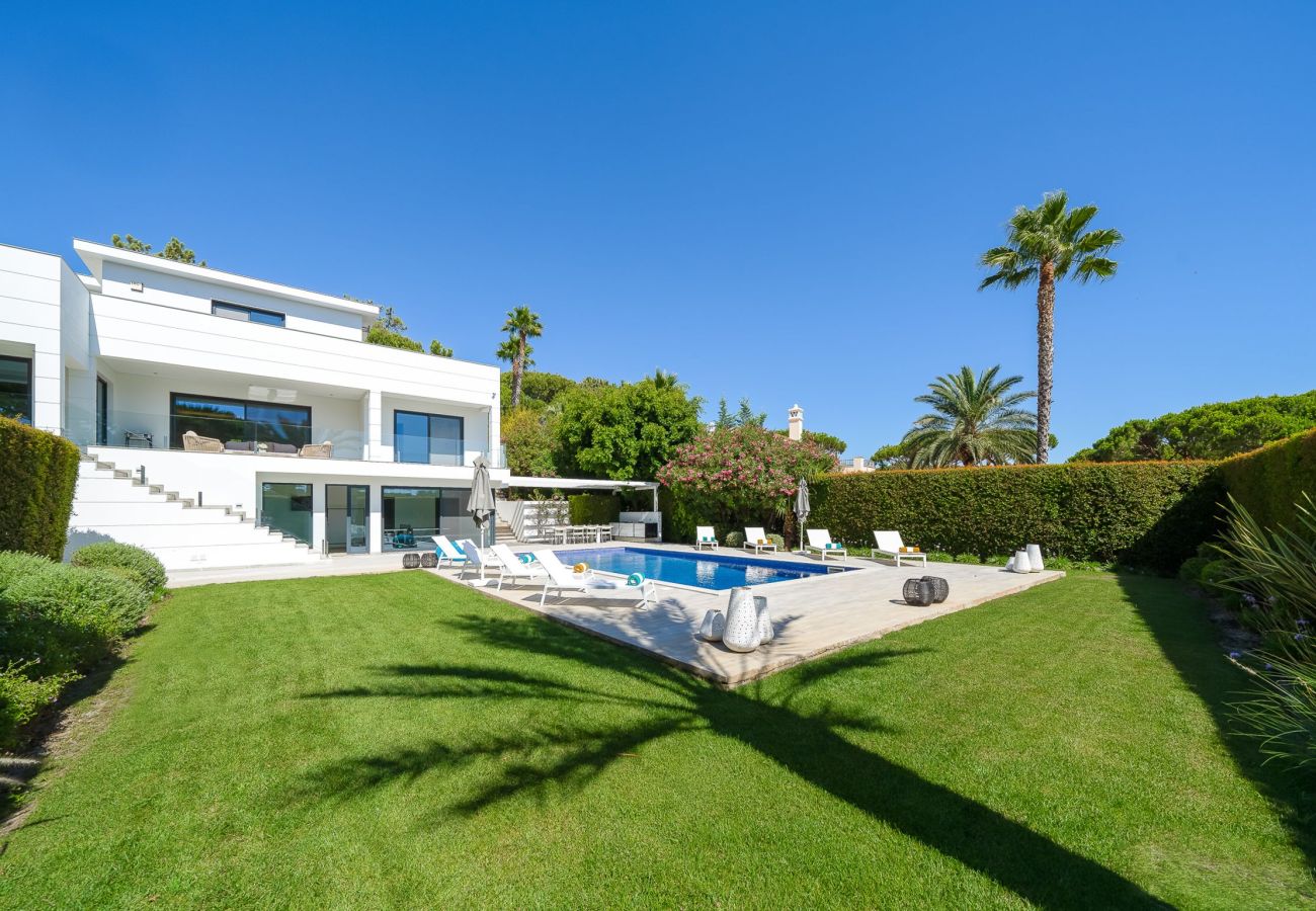 Villa in Quinta do Lago - Lago Poolside Manor