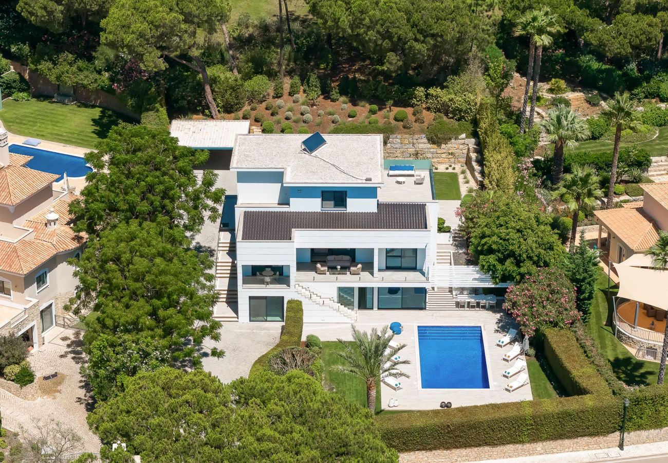 Villa in Quinta do Lago - Lago Poolside Manor