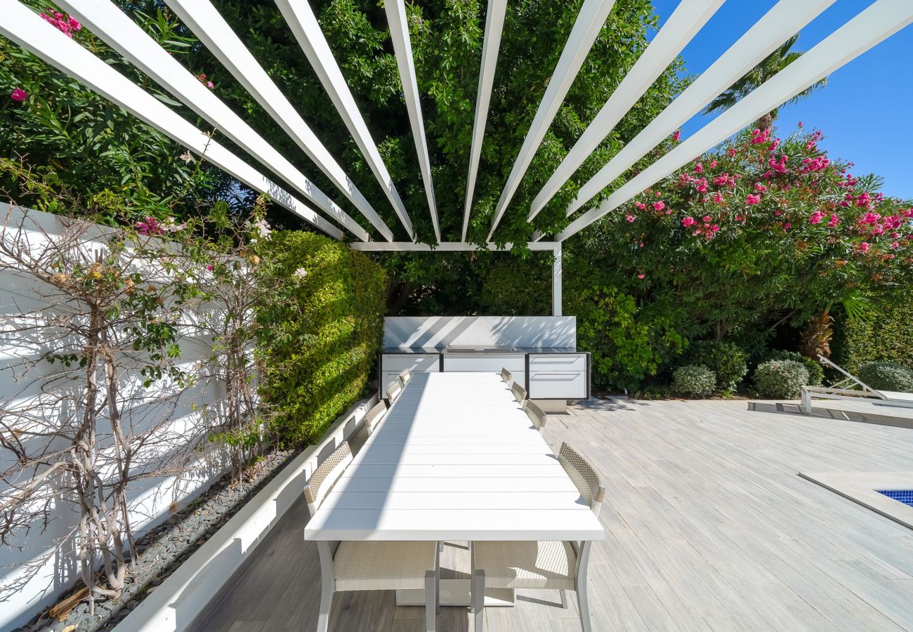 Villa in Quinta do Lago - Lago Poolside Manor