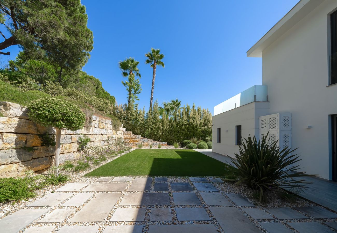 Villa in Quinta do Lago - Lago Poolside Manor