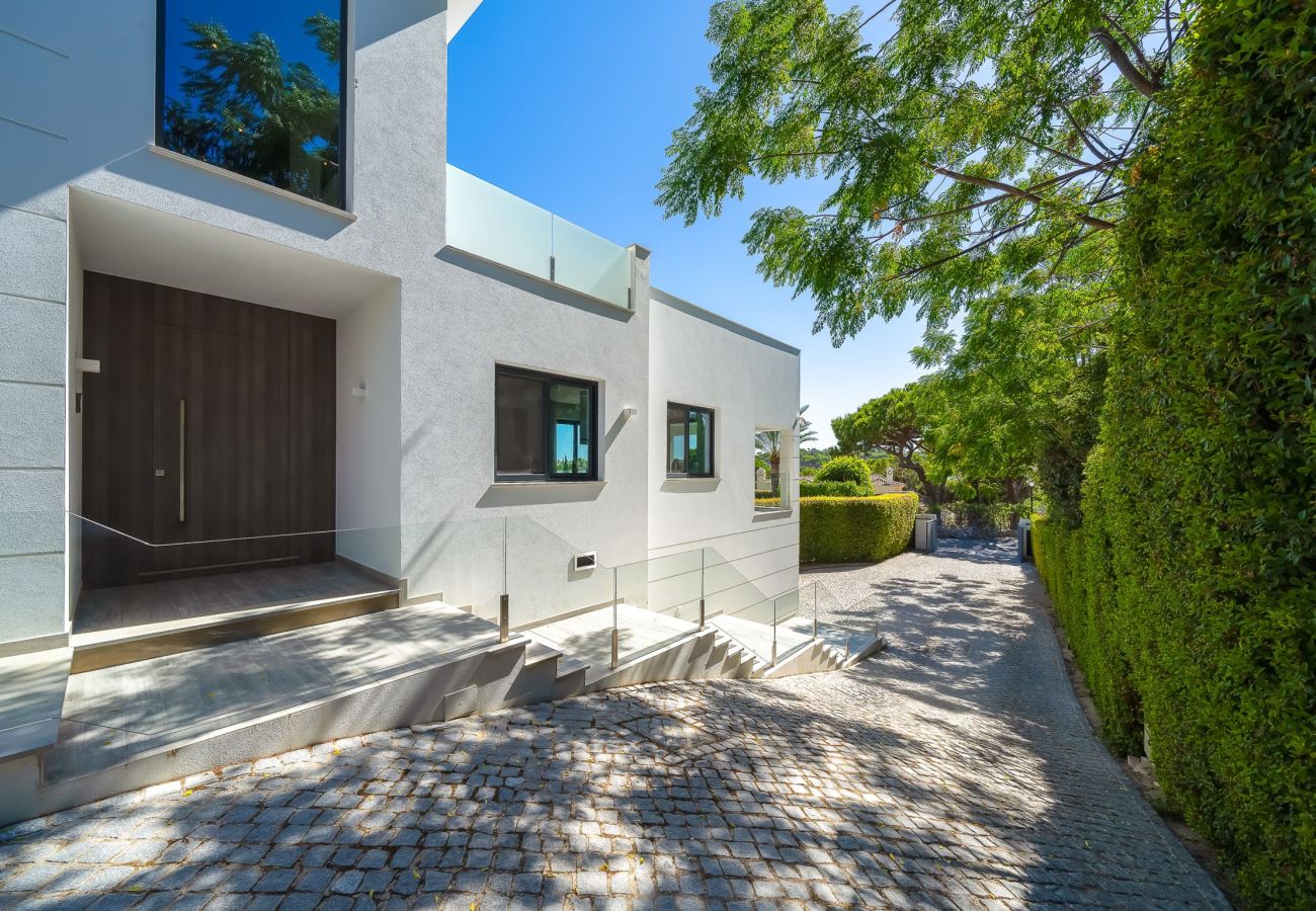 Villa in Quinta do Lago - Lago Poolside Manor