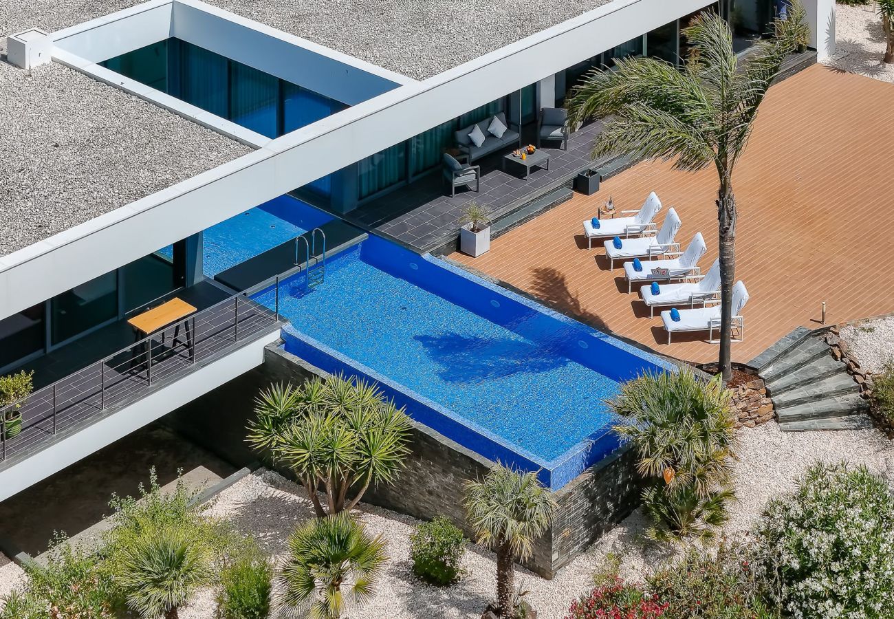 Villa in Lagos - Lagos Infinity Villa