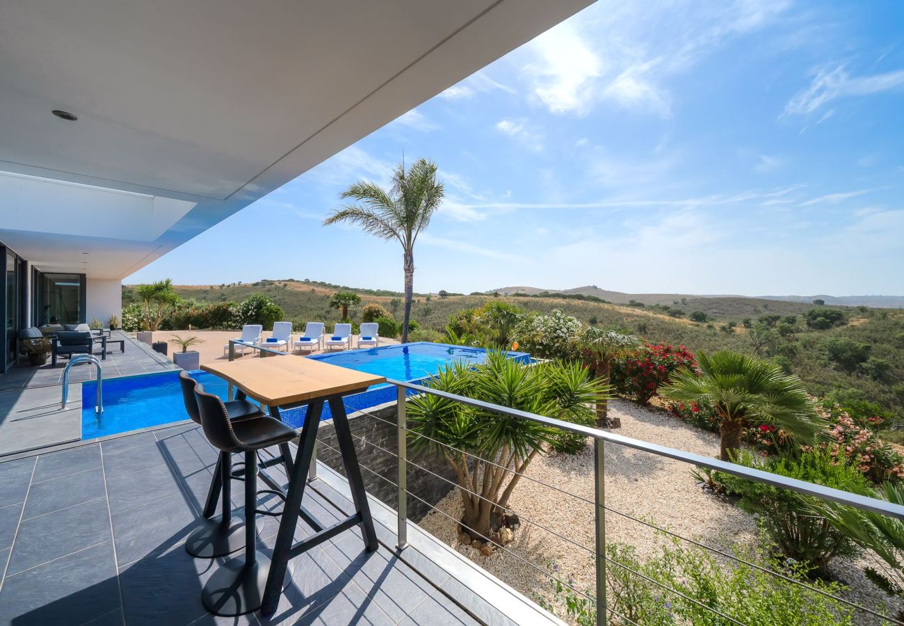 Villa in Lagos - Lagos Infinity Villa