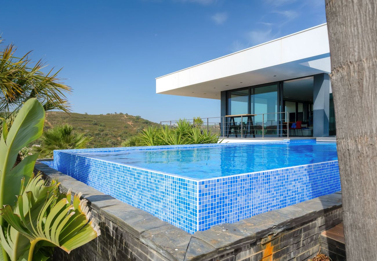Villa in Lagos - Lagos Infinity Villa