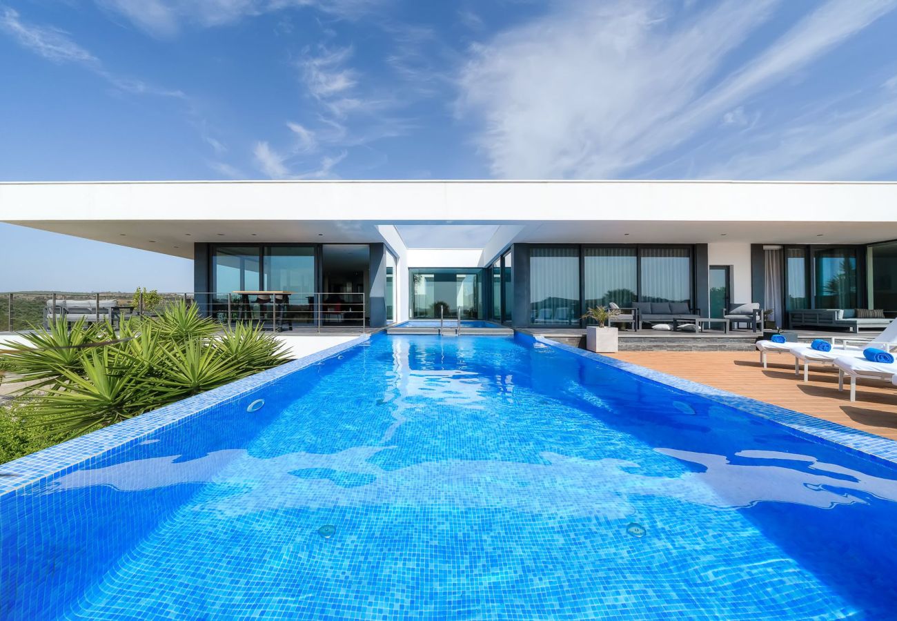 Villa in Lagos - Lagos Infinity Villa
