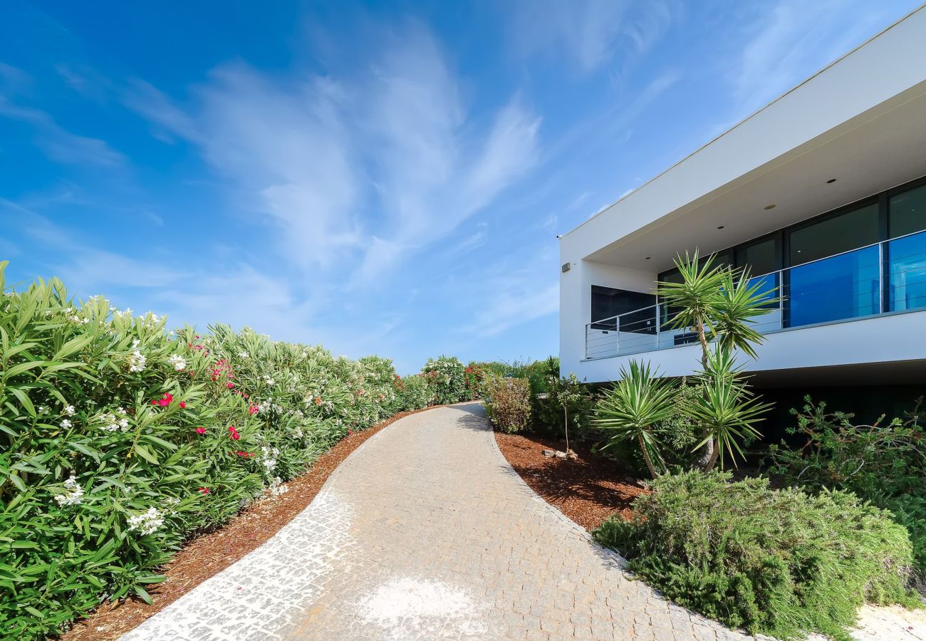 Villa in Lagos - Lagos Infinity Villa