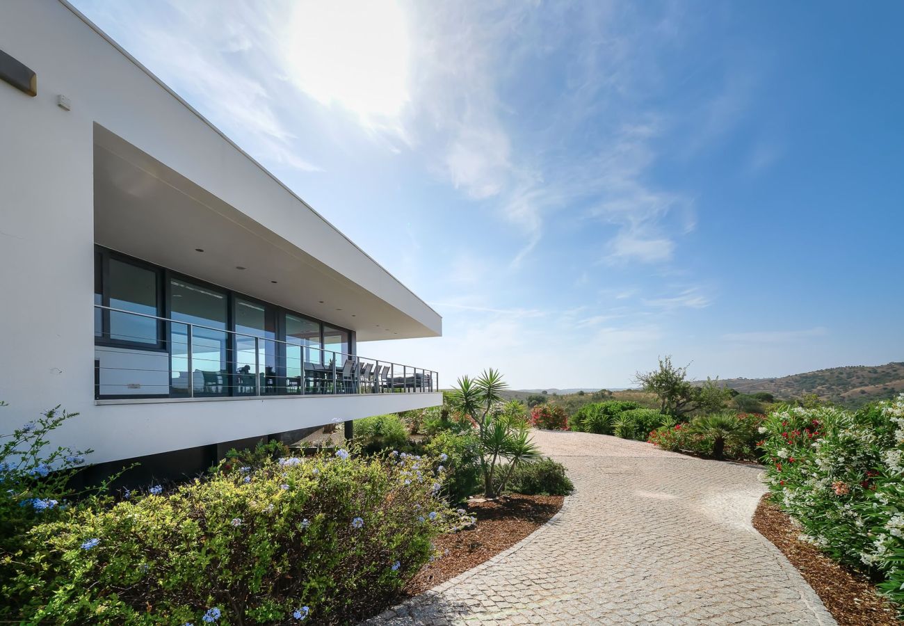 Villa in Lagos - Lagos Infinity Villa
