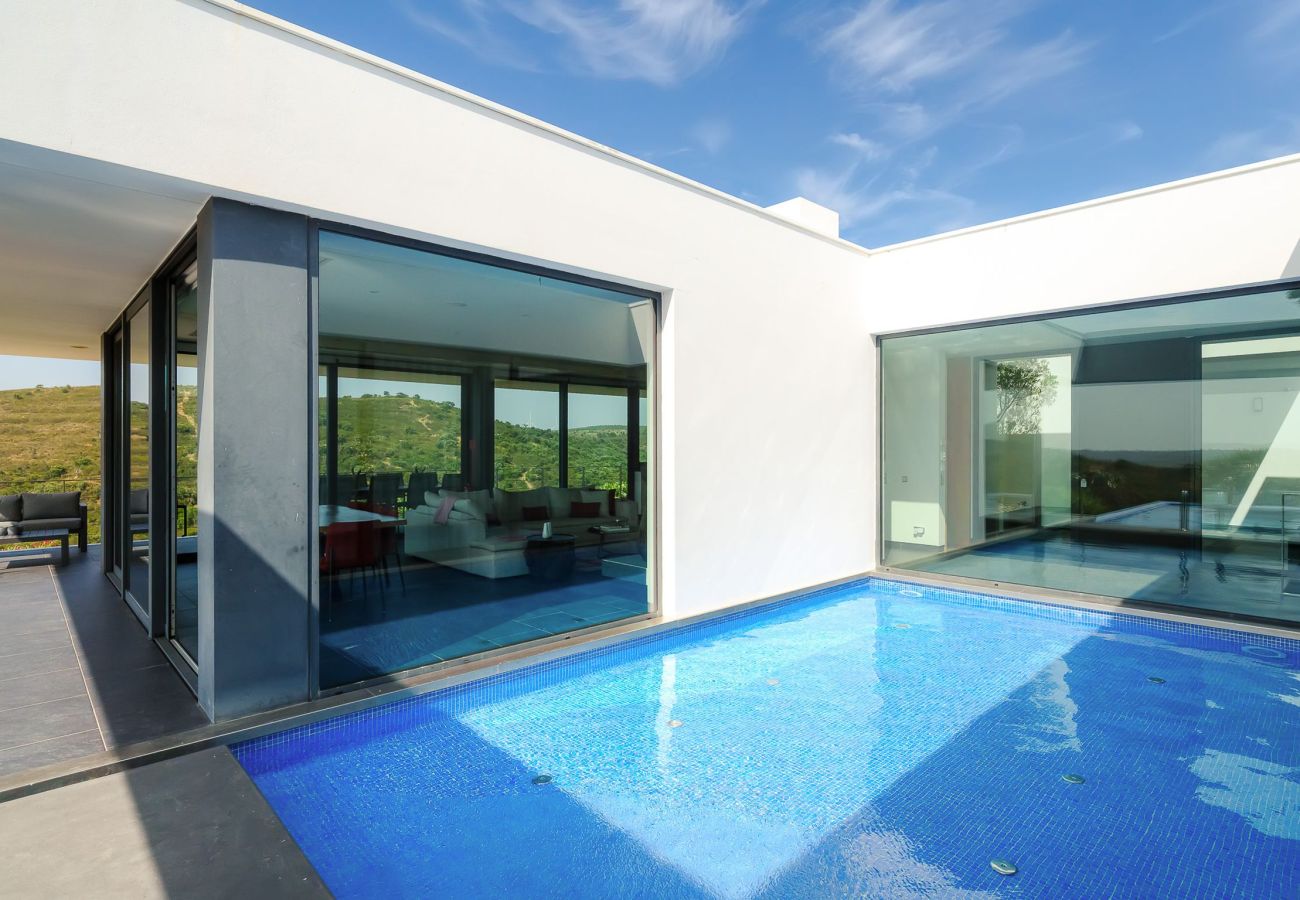 Villa in Lagos - Lagos Infinity Villa