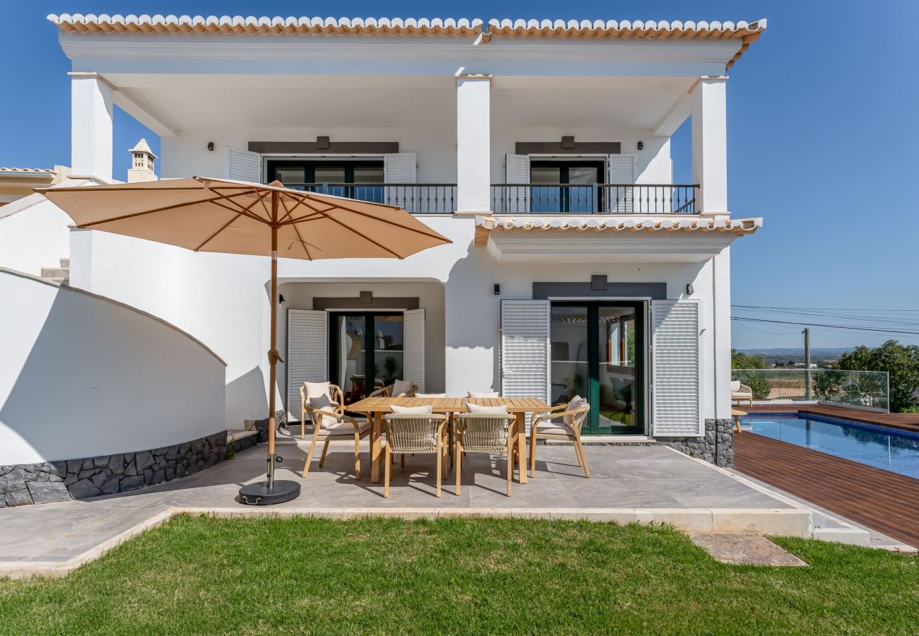 Villa in Luz - Coastal Lagos Villa