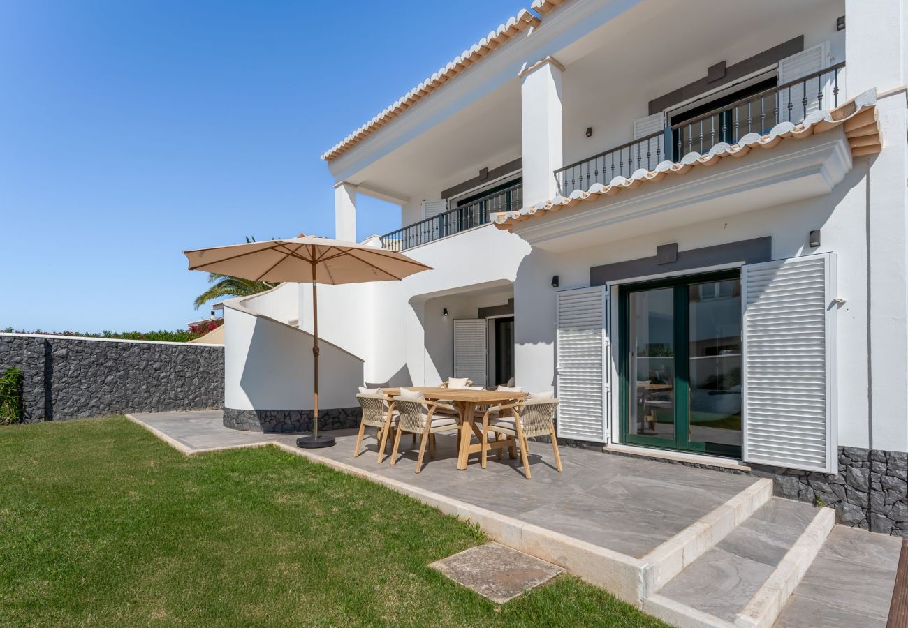 Villa in Luz - Coastal Lagos Villa