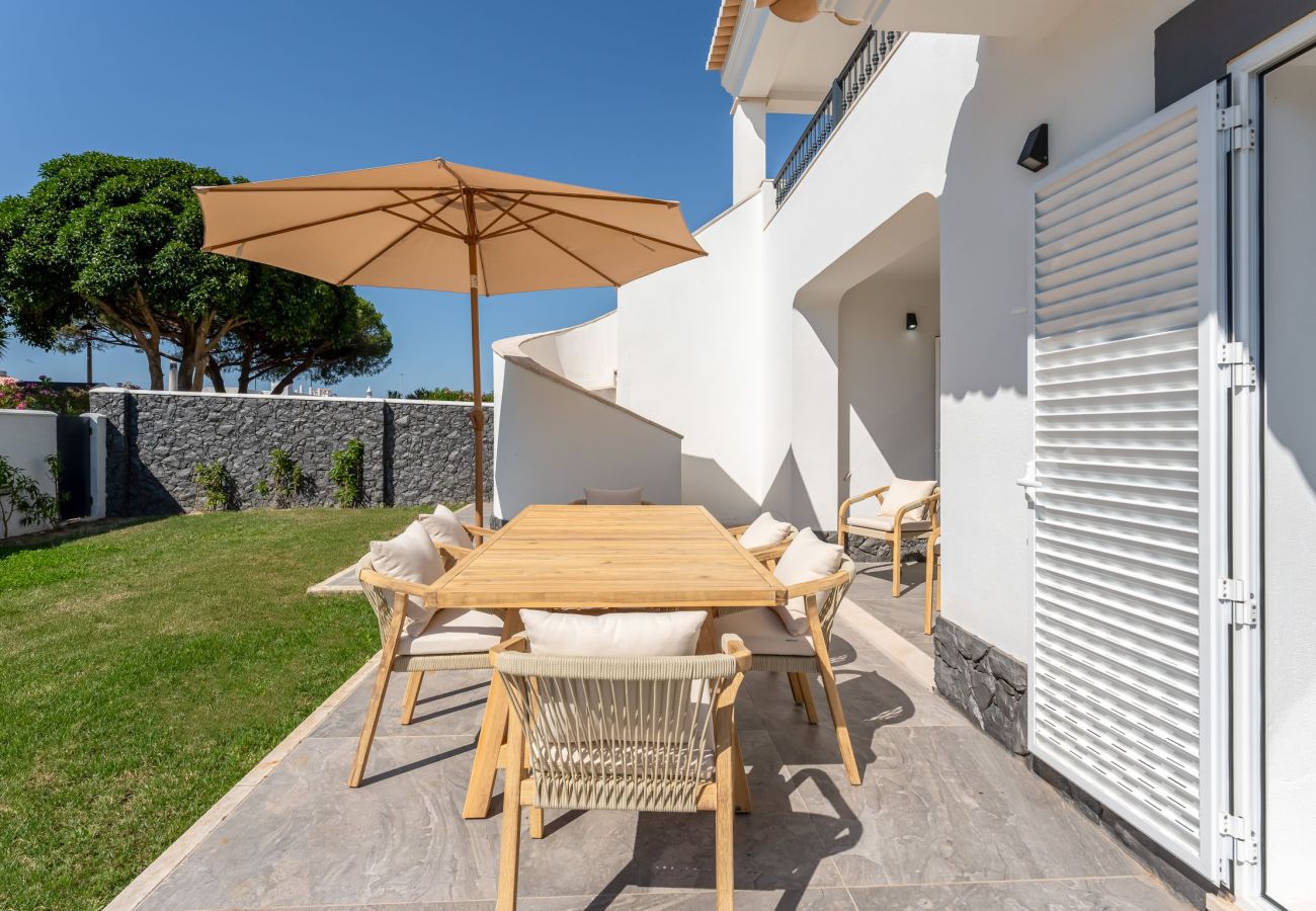 Villa in Luz - Coastal Lagos Villa