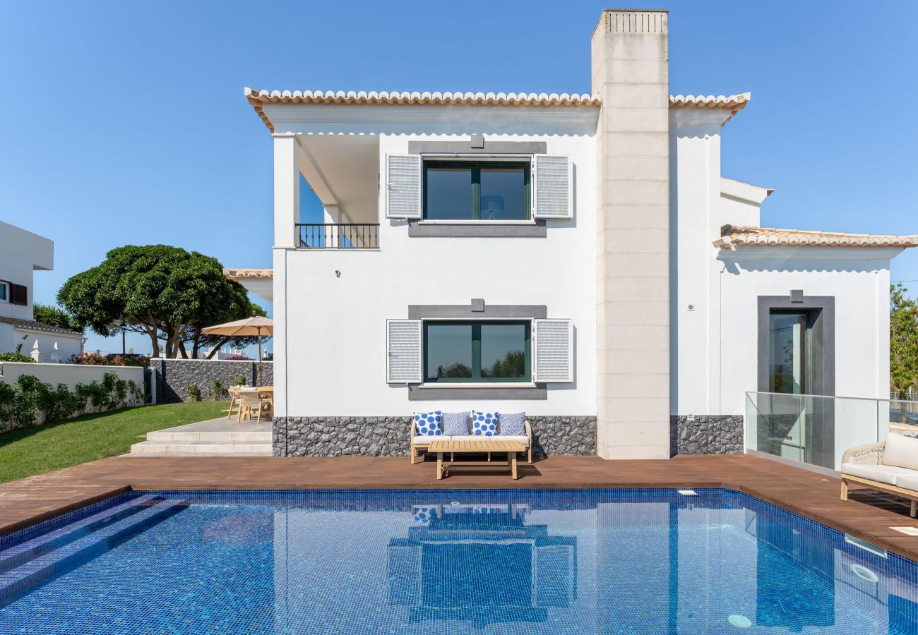 Villa in Luz - Coastal Lagos Villa