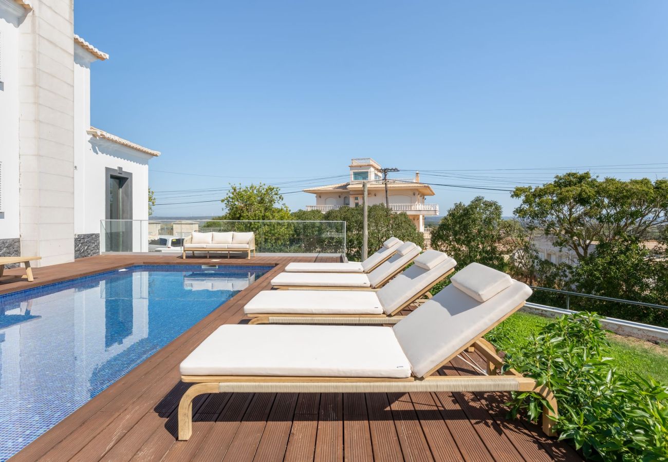 Villa in Luz - Coastal Lagos Villa