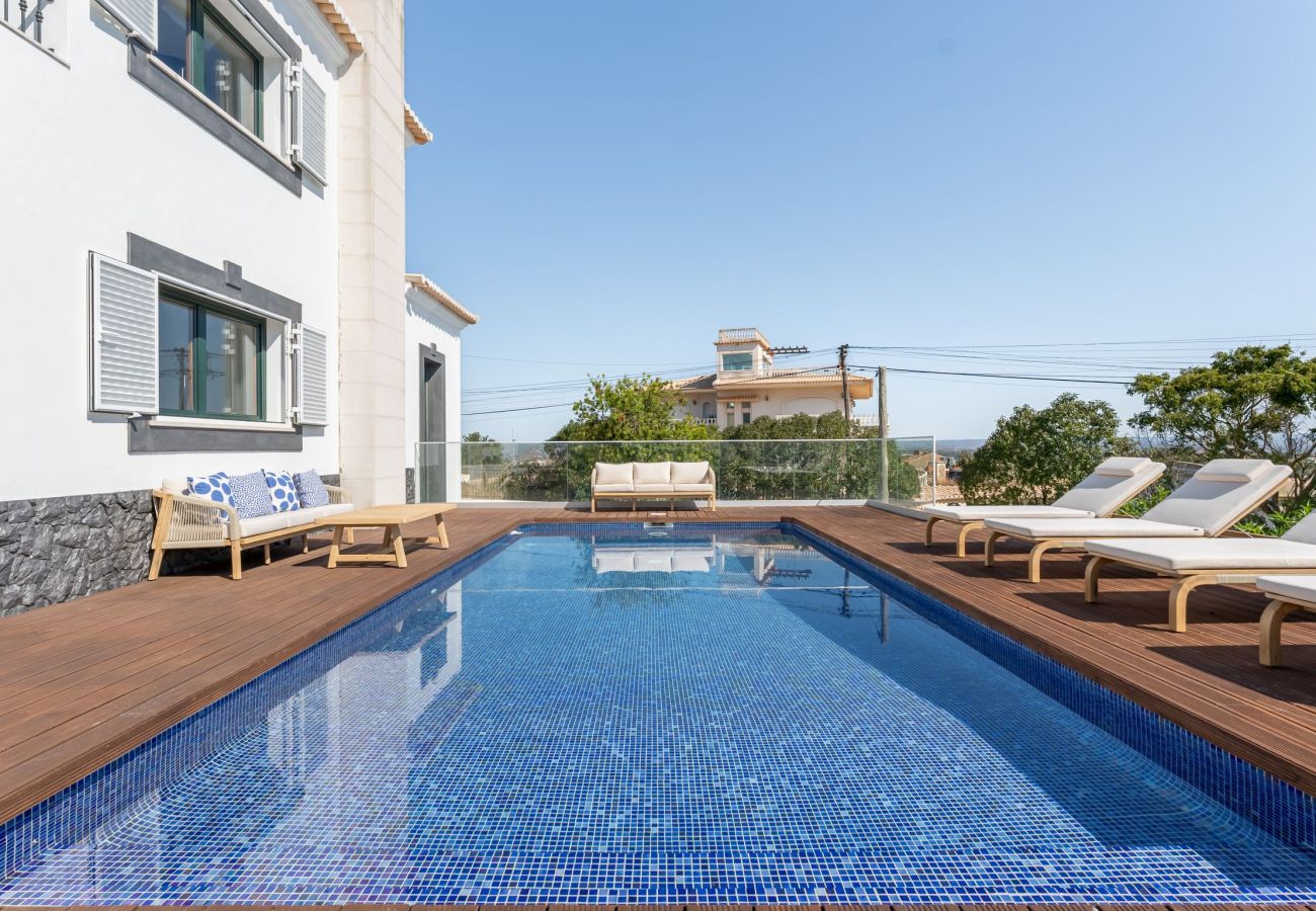 Villa in Luz - Coastal Lagos Villa