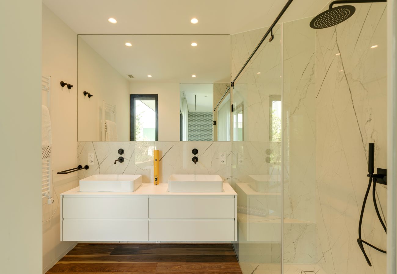 Villa in Cascais - The Olive House