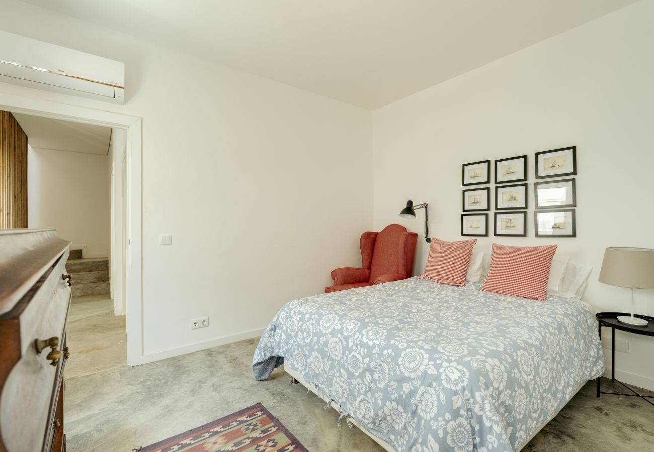 Villa in Colares - The Red House