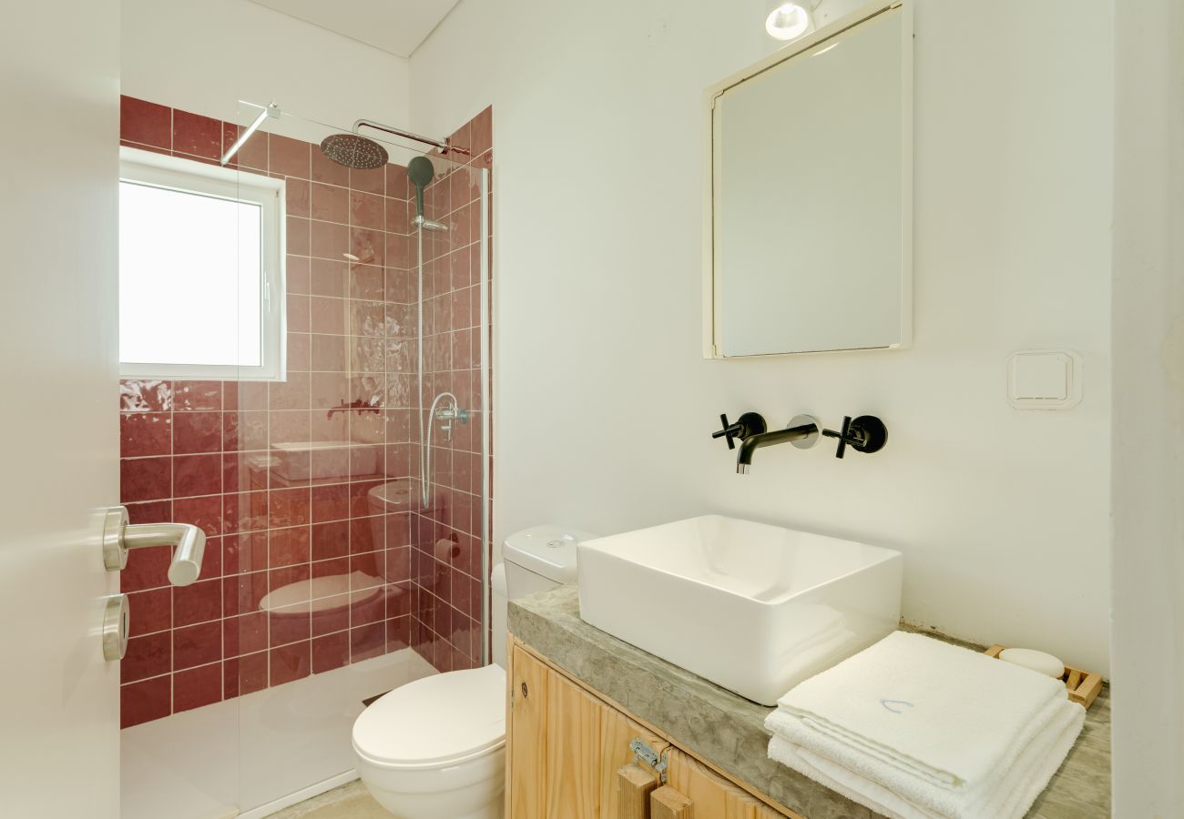 Villa in Colares - The Red House