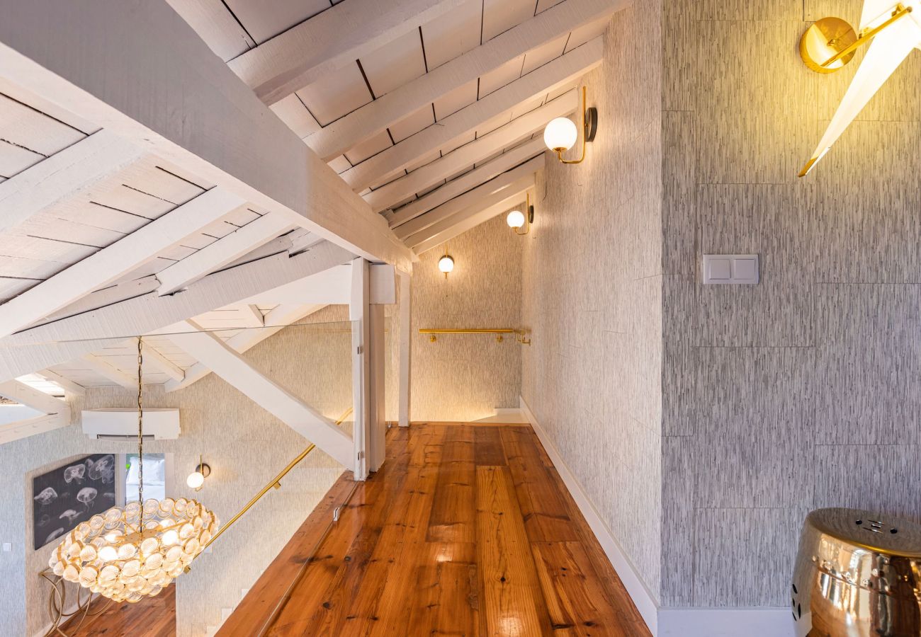 Apartment in Lisbon - Sky River Loft