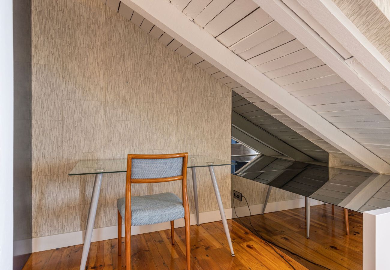 Apartment in Lisbon - Sky River Loft