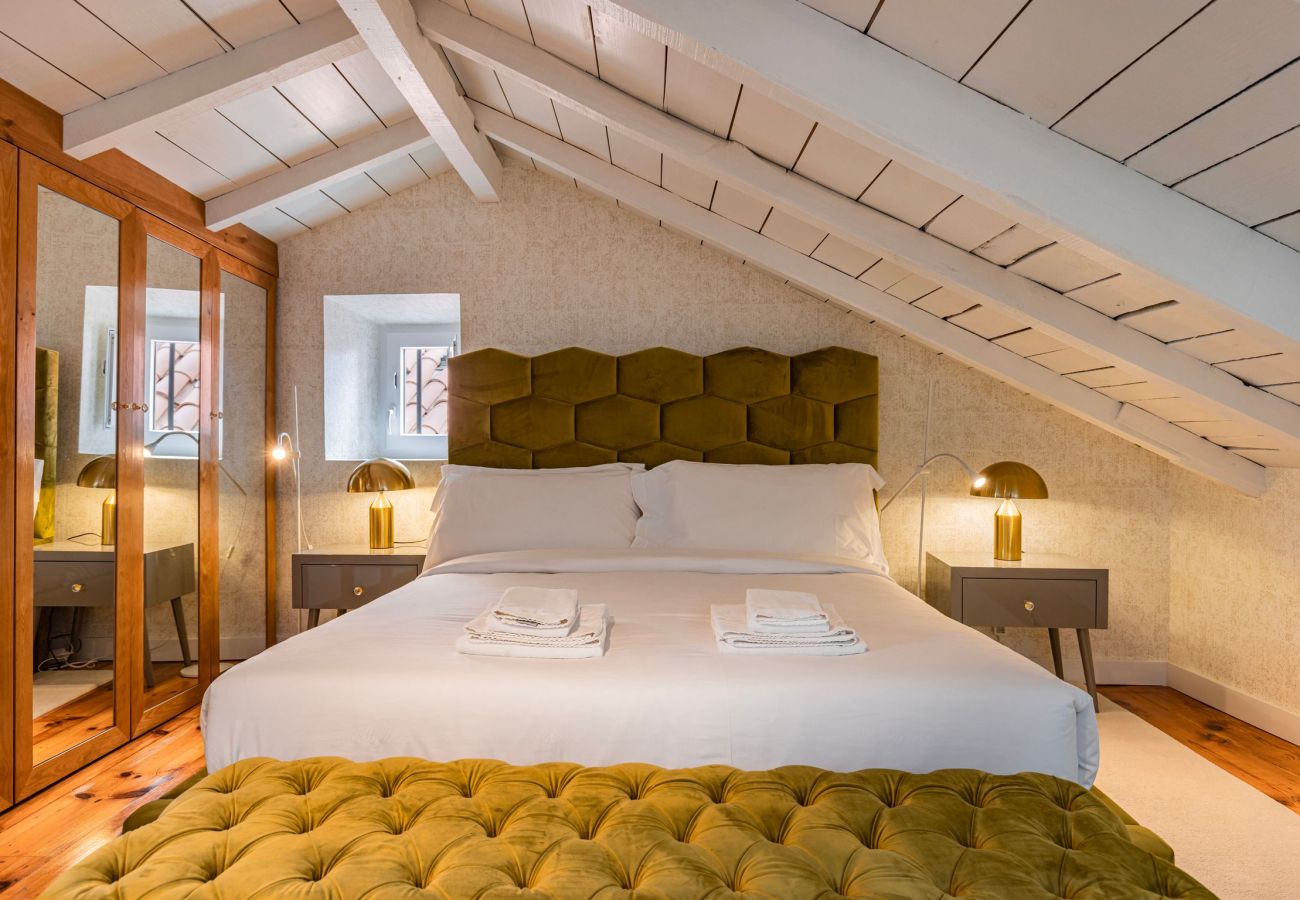 Apartment in Lisbon - Sky River Loft