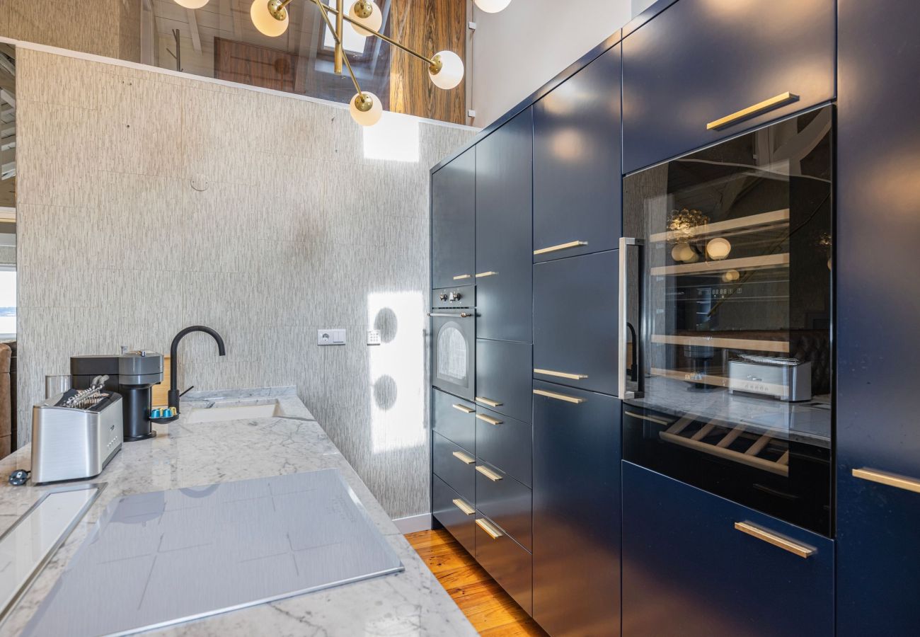 Apartment in Lisbon - Sky River Loft