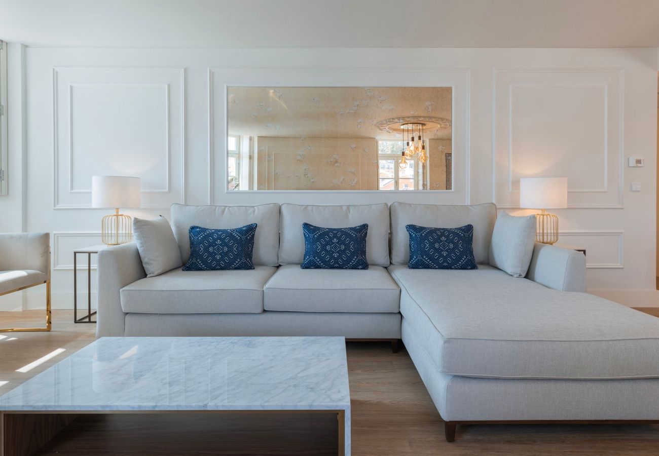 Apartment in Lisbon - L’Azur Lisbon
