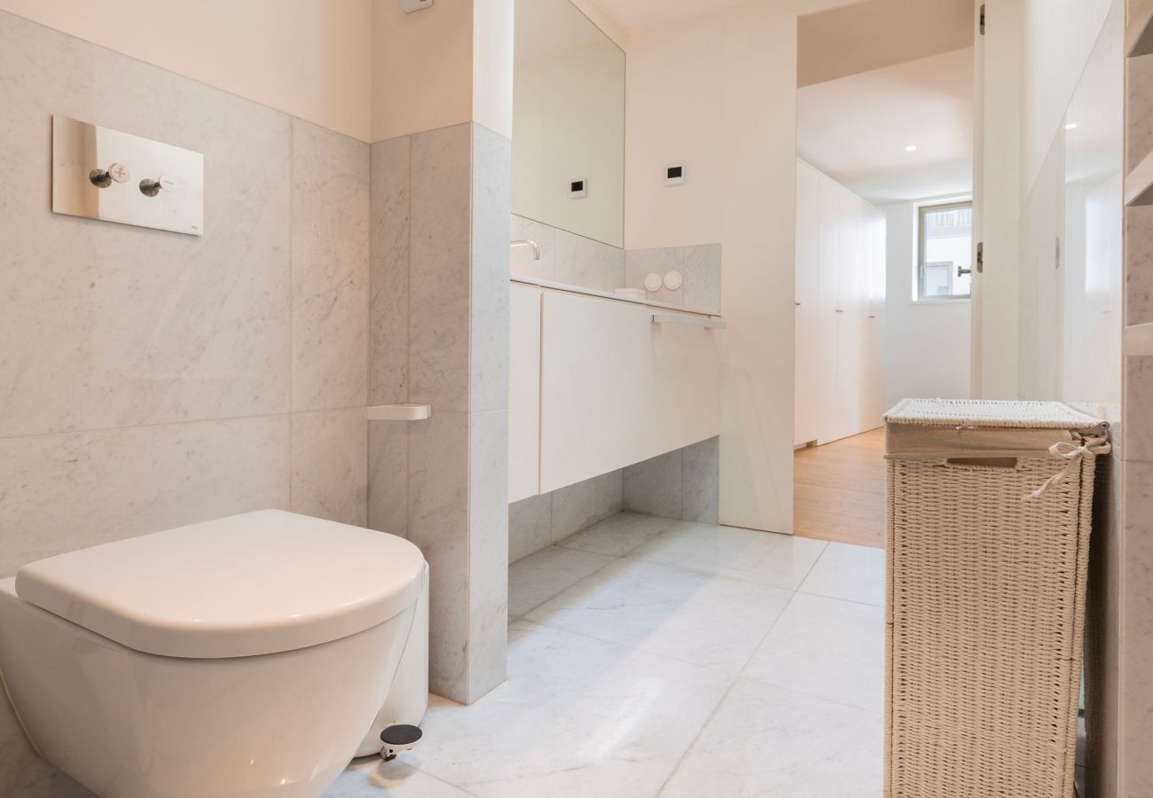 Apartment in Lisbon - Alfama Secret Retreat